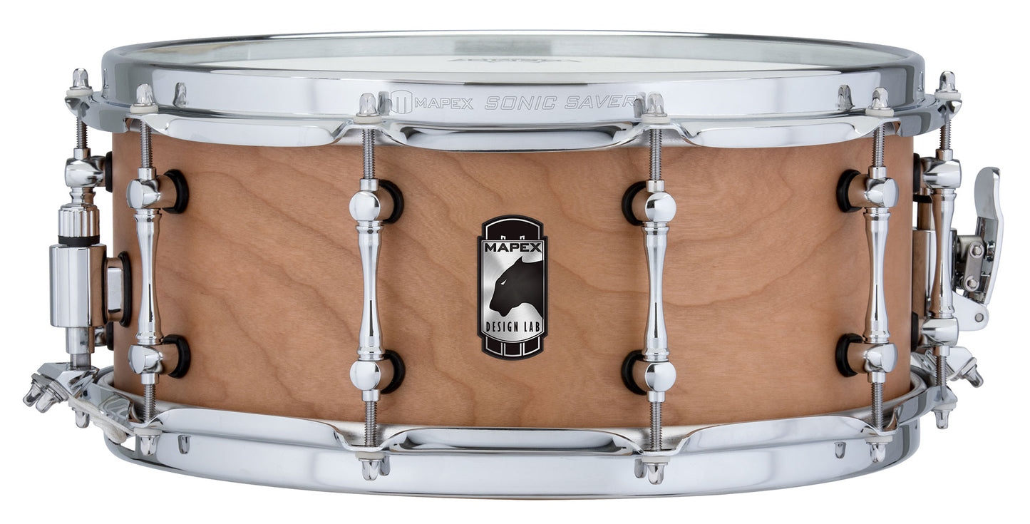 Caisse claire MAPEX Black Panther"Cherry Bomb" 13 X 5.5", merisier 8 PLIS, accastillage chromé, coquilles tubulaires