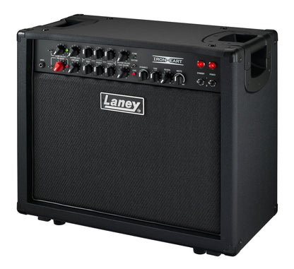 Ampli à lampes 30W (2 x 6L6), fabriqué en Angleterre, 1 x 12" HH Custom, préampli à lampes (4 x ECC83), 3 canaux