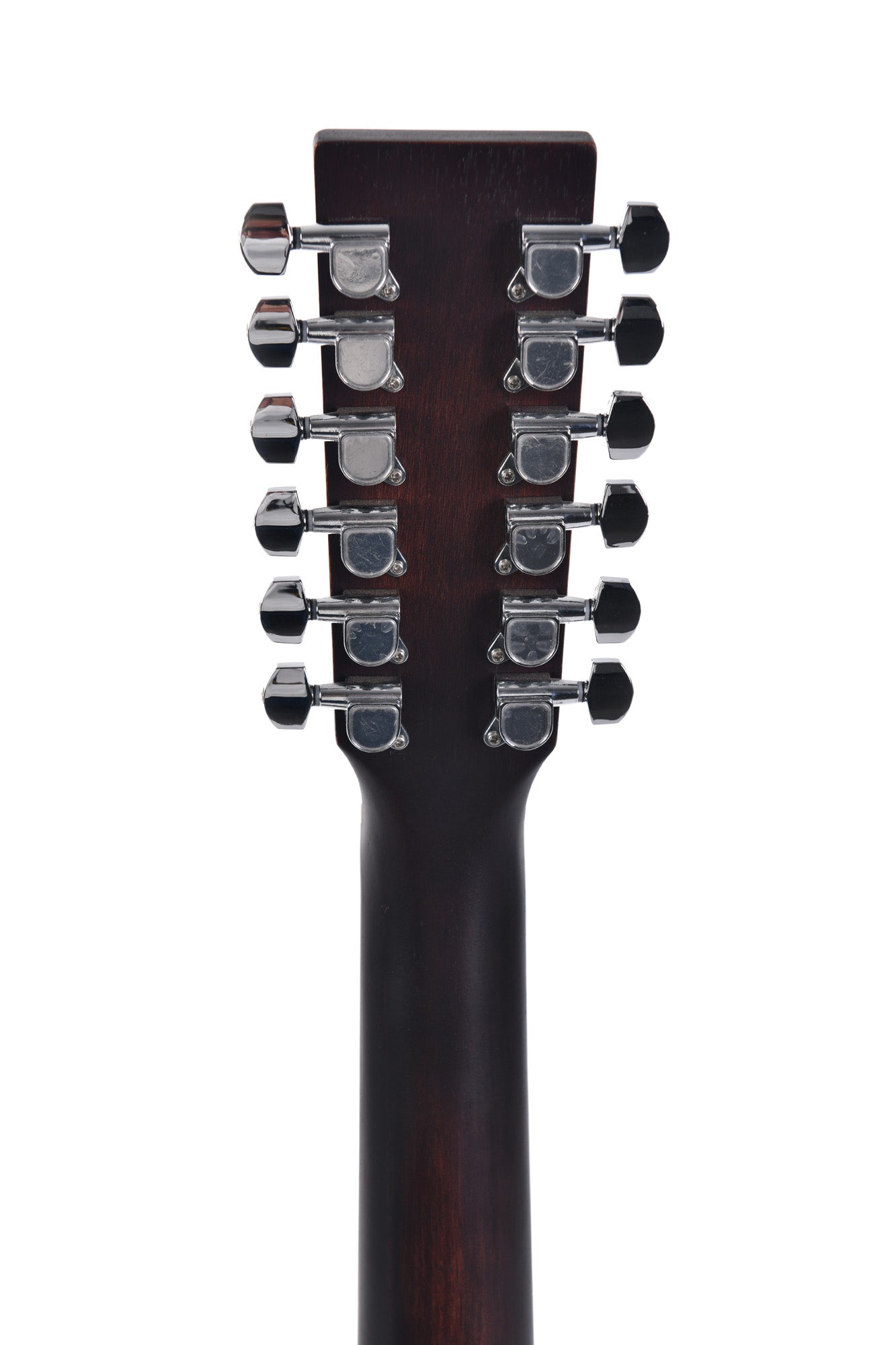 Modèle D12-15E-AGED, Dreadnought, table acajou, fond &  éclisses acajou, manche acajou, EQ Sigma, sunburst satiné vieilli