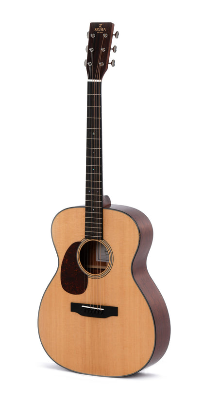 Modèle S000M-18L, Forme 000, table épicéa massif, f/e acajou massif, touche ébène, soft case, naturel brillant, gaucher