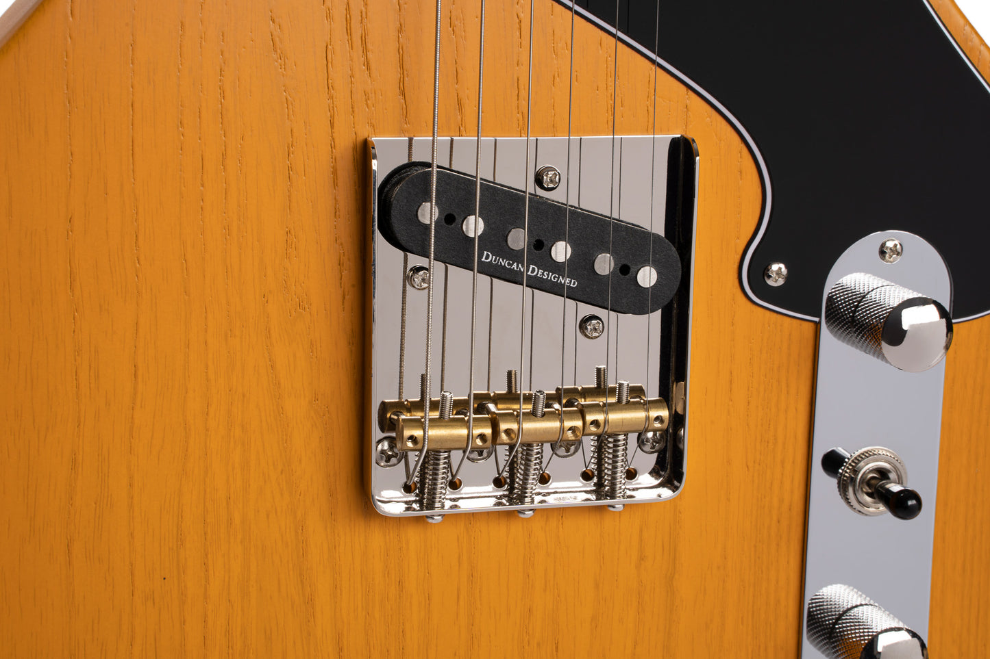 SUNSET TC, corps frêne, manche érable, touche jatoba, 2 micros CORT Voiced Tone, jaune moutarde pores ouverts