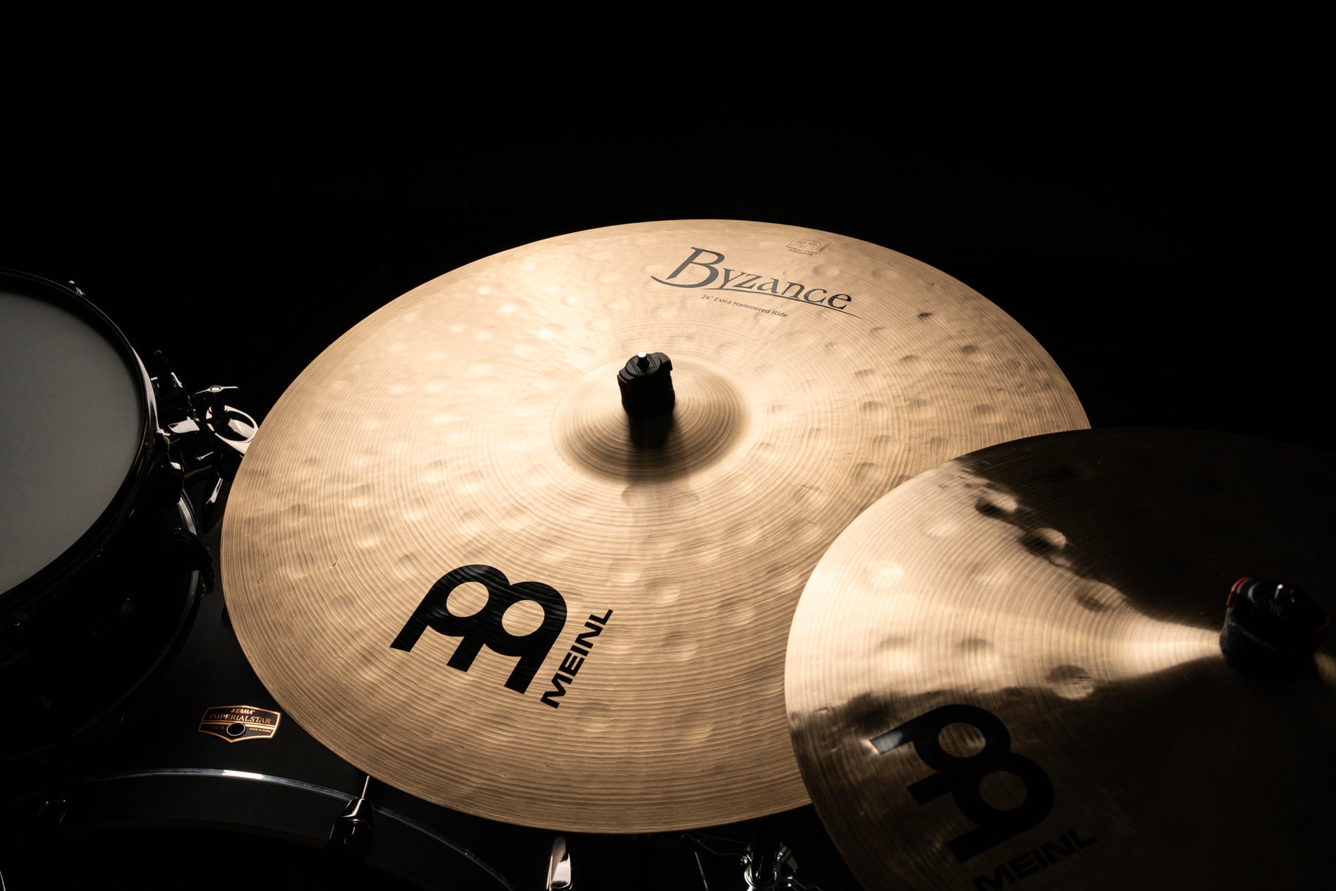 Ride Traditional 24" Extra Hammered, Alliage bronze B20, Martelée à la main, Finition traditionnelle